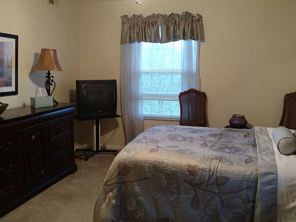 Master BR w/attached Bath