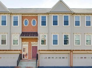 6314 Creekbend Dr, Mechanicsburg, PA 17050