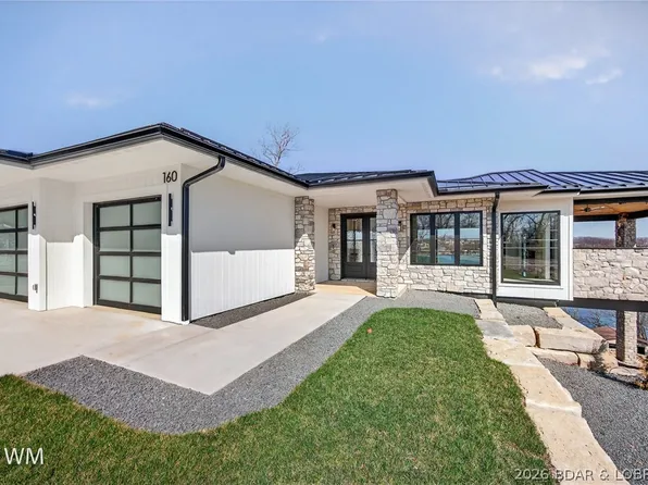 160 Big Bear Dr, Lake Ozark, MO 65049
