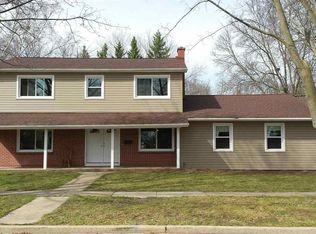 431 10th Ct, Wisconsin Dells, WI 53965
