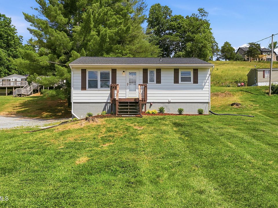 1st image of 223 Cedar Creek Rd