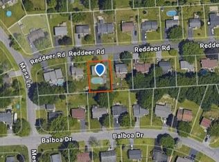 4130 Reddeer Rd, Liverpool, NY 13090
