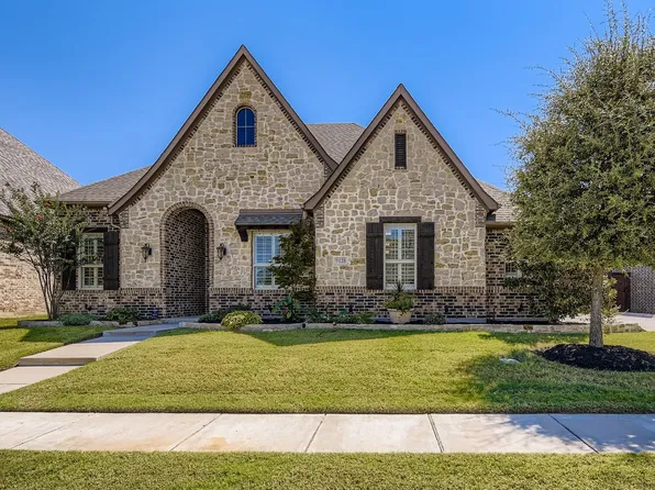 9128 Northampton Dr, North Richland Hills, TX 76182