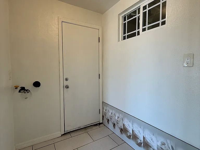 511 S Del Mar Ave #C — Photo 15