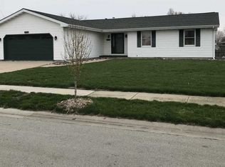 2808 Wellington Dr, Springfield, IL 62703