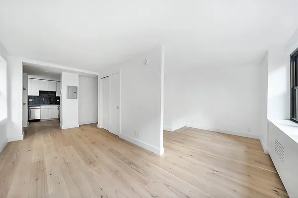 Sold by Argent Advisors LLC | media 7