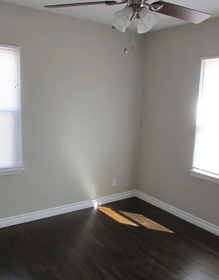 1323 S Highland Ave — Photo 6