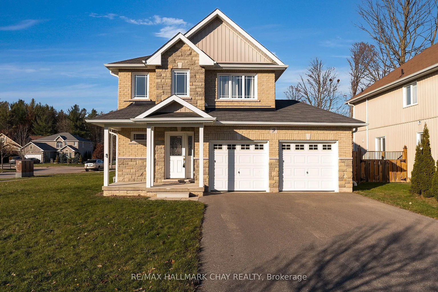 9 Mancini Dr photo 1
