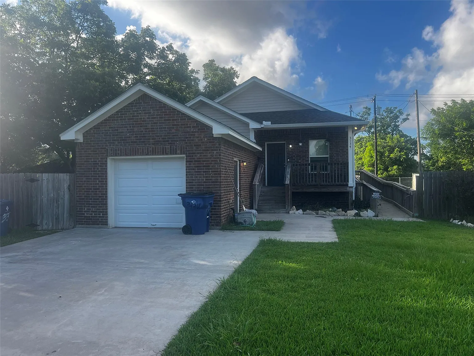 2 bed, 2.0 bath, 1246 sqft, $1,600 — Photo 1