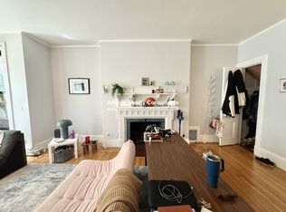 178 Marlborough St APT 4, Boston, MA 02116
