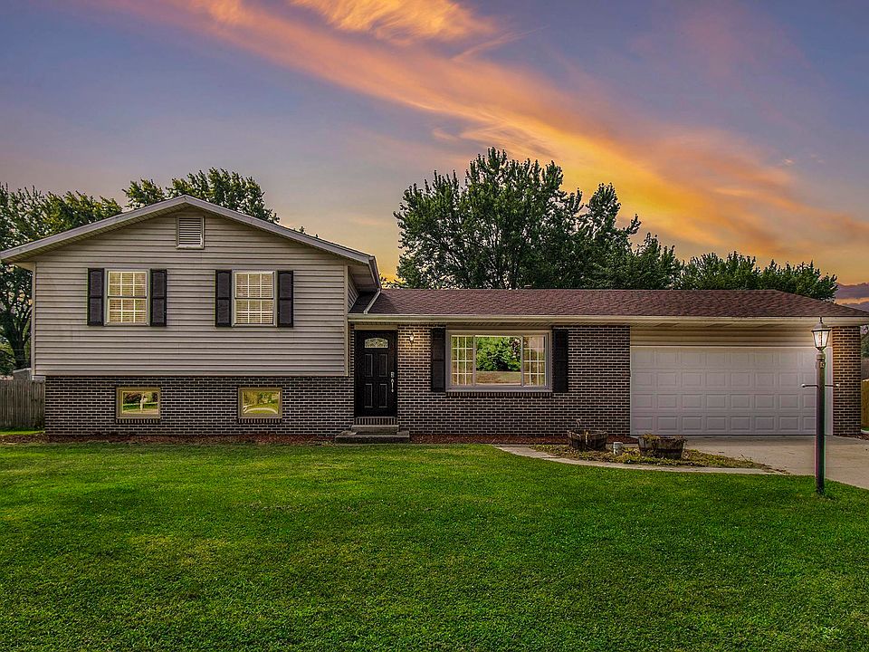 1st image of 27306 Lamplighter Ln