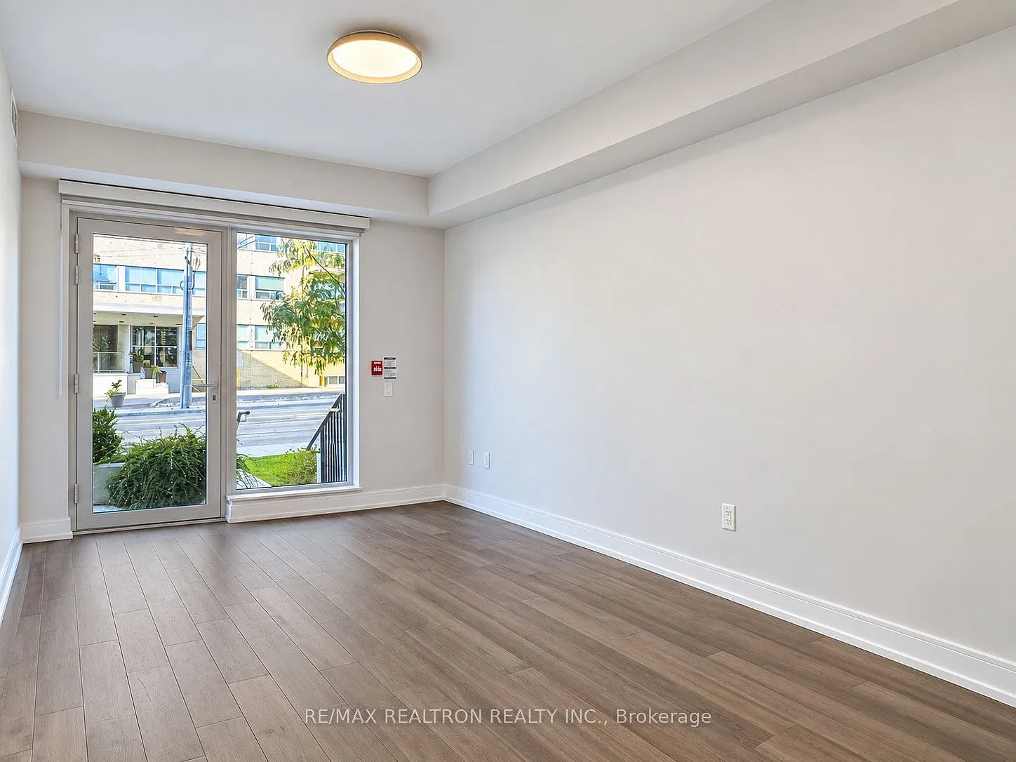 1 bed, $2,295 — Photo 2