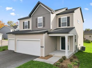 1801 Charleston Ln, Waconia, MN 55387