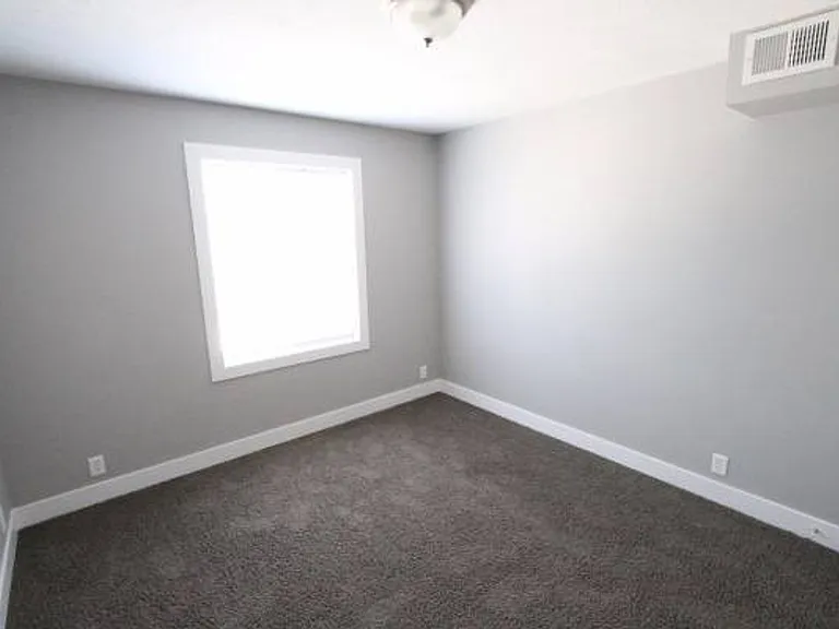 Kristen Place — Photo 10