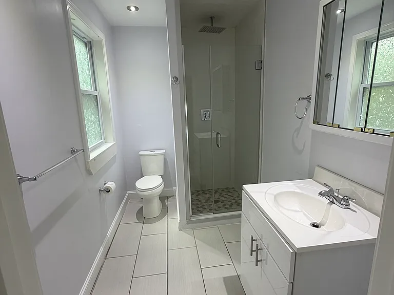 10 Ashford St #1 — Photo 5