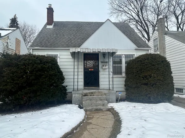 20215 Russell St, Highland Park, MI 48203
