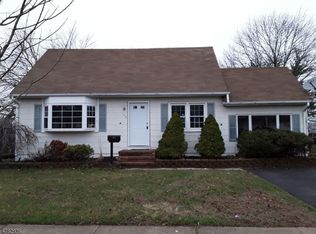 158 Valerie Dr, Manville, NJ 08835