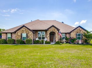 1030 Lester Burt Rd, Farmersville, TX 75442
