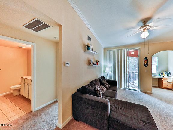 5th image of 10075 GATE Parkway #2512