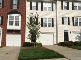 814 Tiger Ln, Charlotte, NC 28262