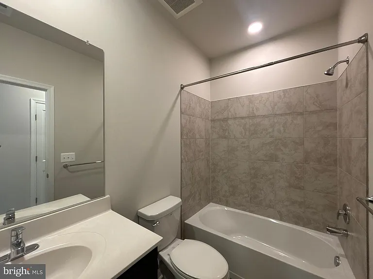 42639 Darala Dr — Photo 30