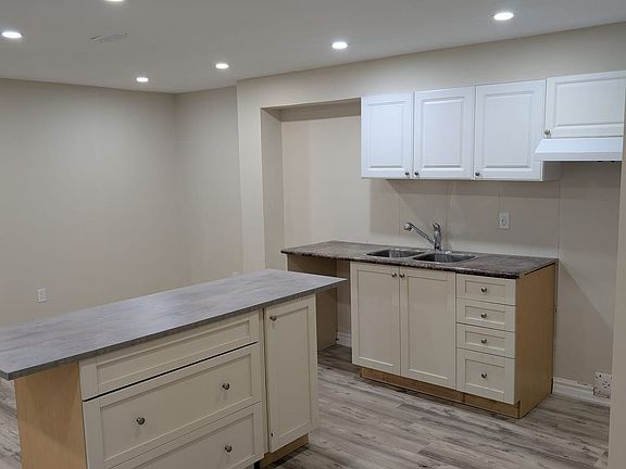 2nd image of 76 Samandria Ave