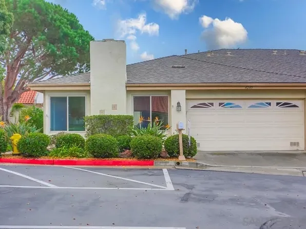 4249 Moonlight Ln, Oceanside, CA 92056