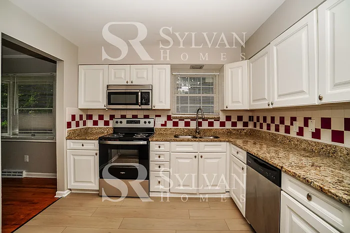 6468 Johnanne St — Photo 7
