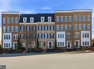 11387 Ridgeline Rd, Fairfax, VA 22030