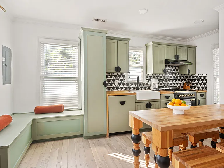 349 N Highland Ave NE #CARRIAGE HOUSE — Photo 16