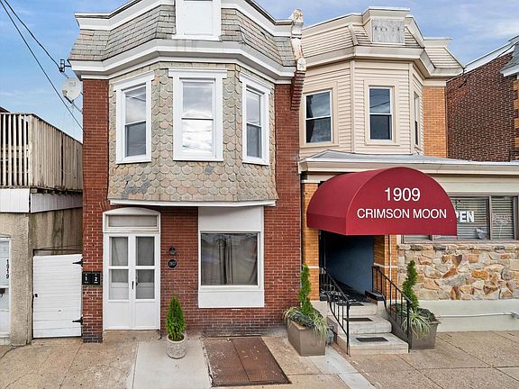 2nd image of 1917 W 6th St