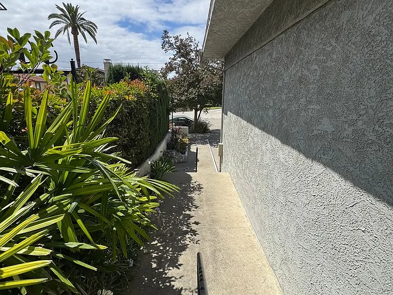 73 Esperanza Ave — Photo 21
