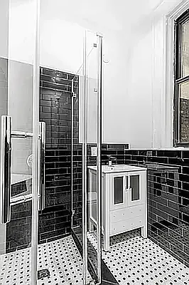 Rented by REAL New York | media 12