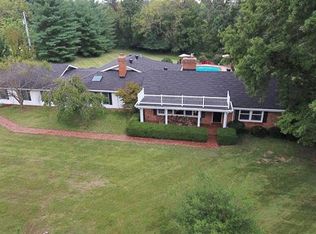 12450 S 40th Dr, Saint Louis, MO 63141