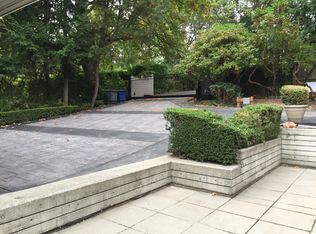 4335 Island Crest Way, Mercer Island, WA 98040