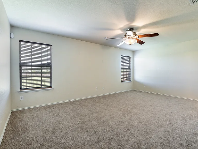 3917 Mantis St — Photo 12