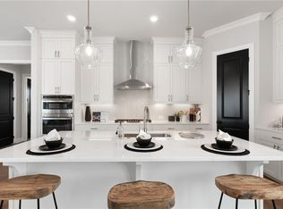 522 Pearl St, Cumming, GA 30040