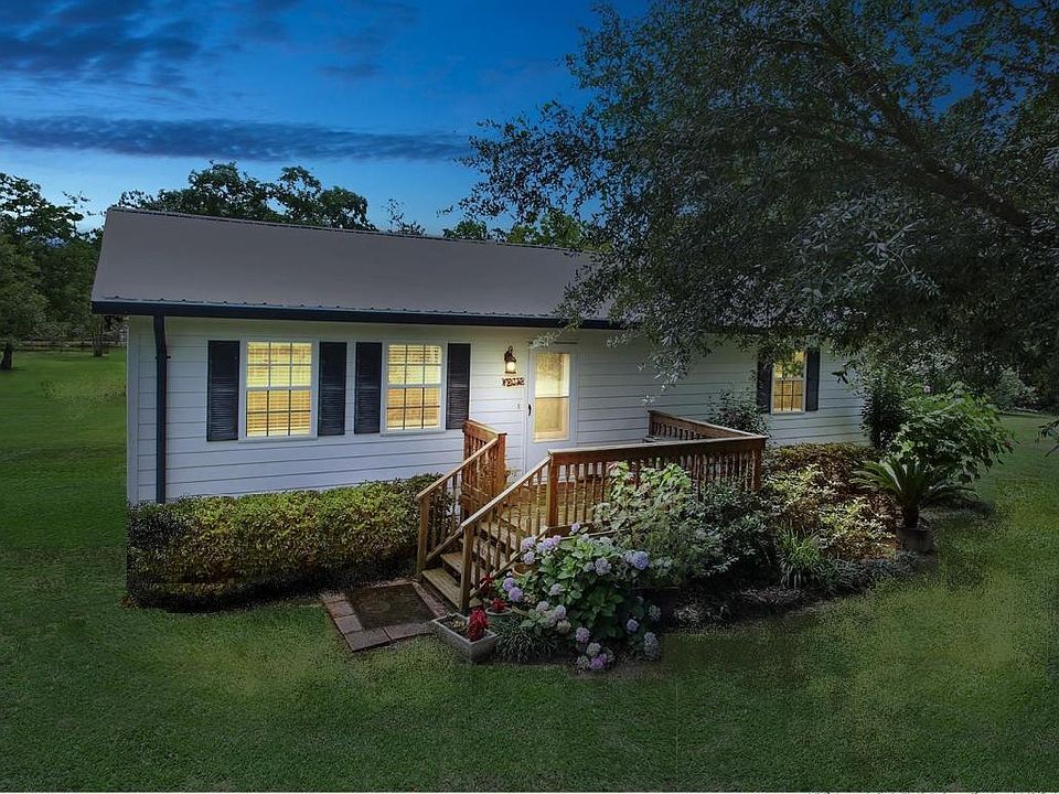 13106 Hudson Krohn Rd, Biloxi, MS 39532 | Zillow