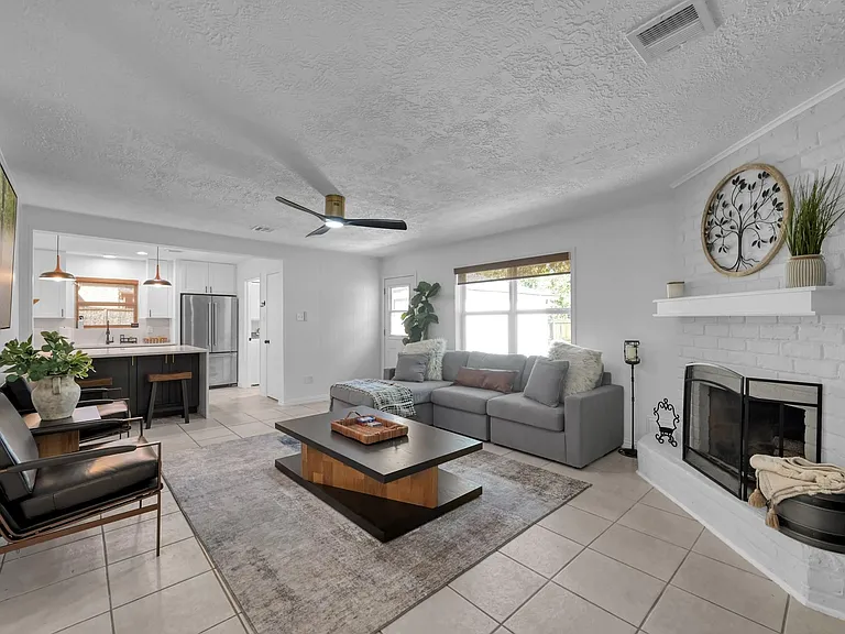 28926 Twisted Oak Dr — Photo 9