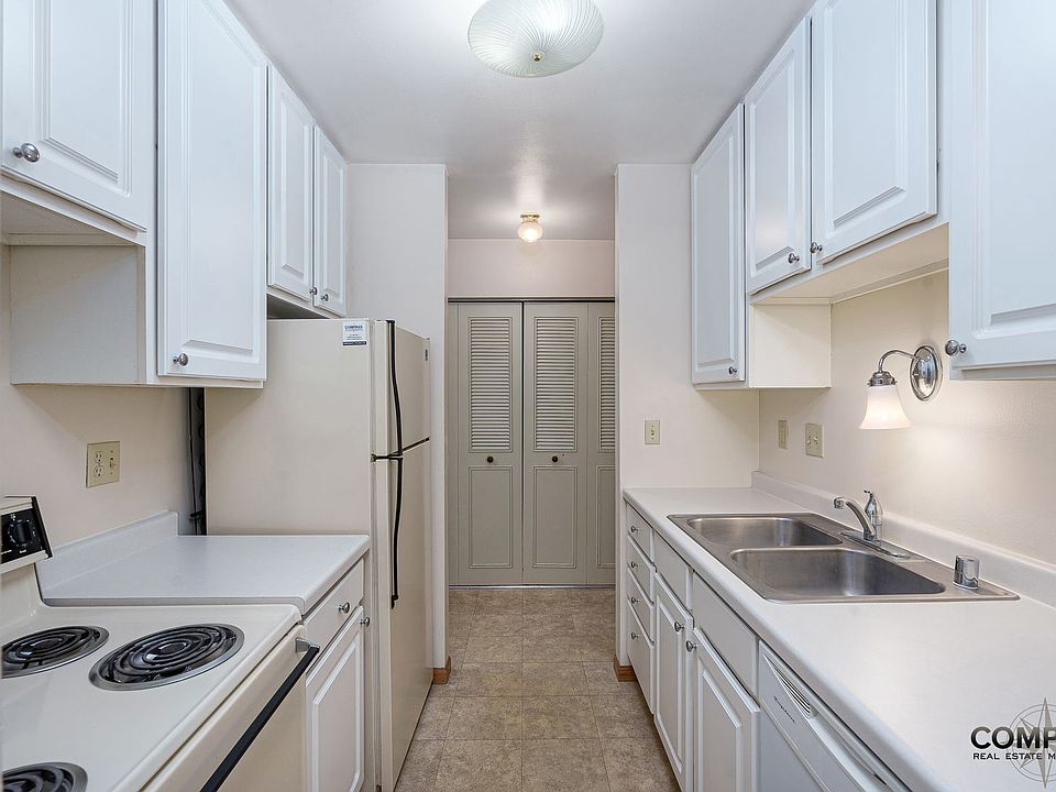1st image of 716 W Grand Ave #307