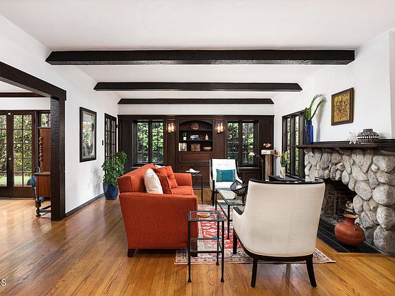 5th image of 2097 El Molino Ave