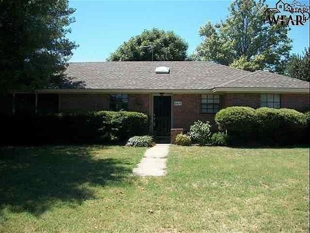 1st image of 2419 Reilly Rd