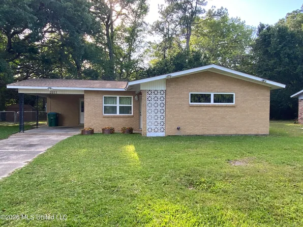 3511 Sherwood St, Pascagoula, MS 39581