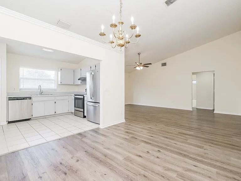 10147 Cedar Dune Dr — Photo 5