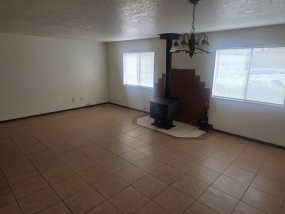 4th image of 823-2 Aliyah Rd #1