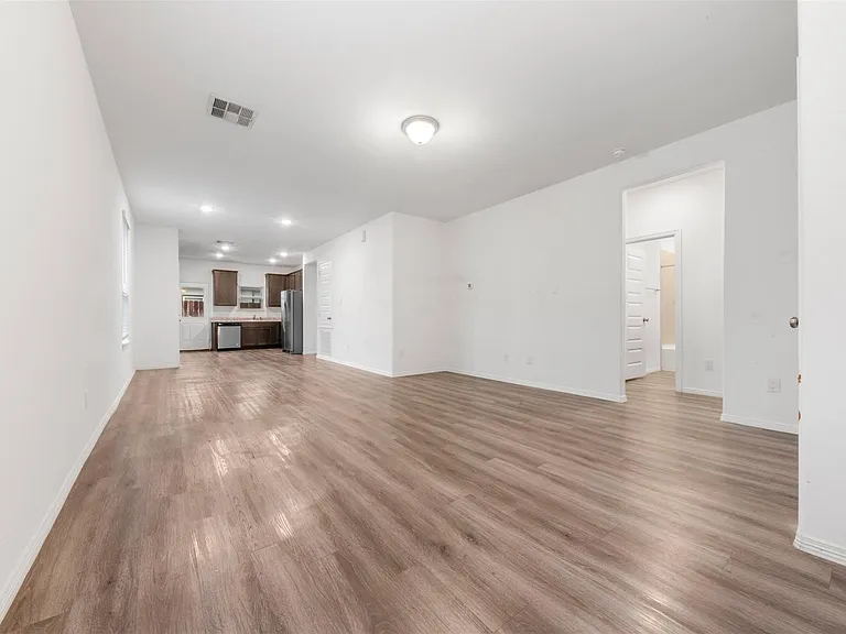 16639 Spirit St — Photo 3