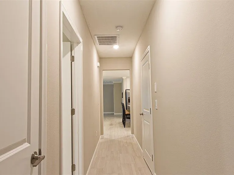 16657 Shell Bay Dr — Photo 47