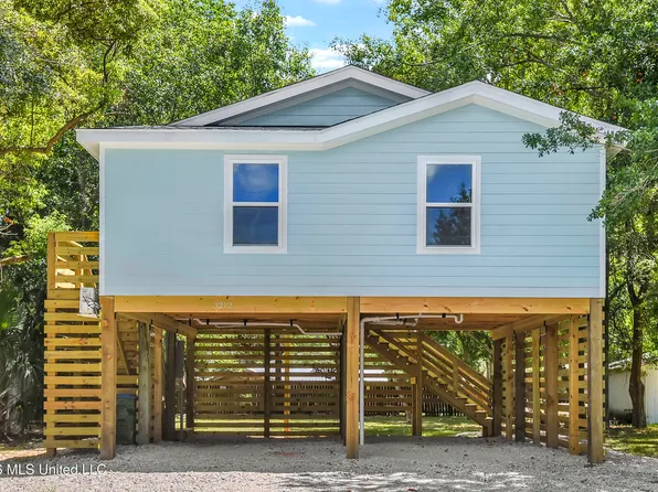 3212 Argentina St, Pascagoula, MS 39581