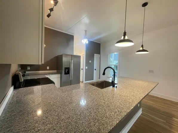 924 Rome St, Carrollton, GA 30117