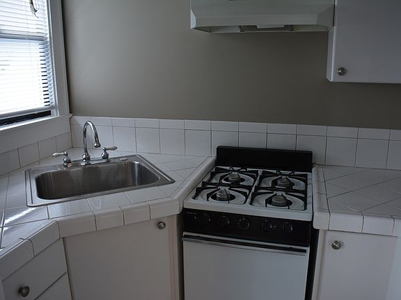 5th image of 715 2nd Ave N APT 305